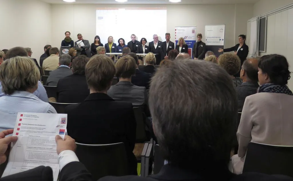 Interessiert folgten die Teilnehmenden den Gesprächen rund um das Thema Fachkräftesicherung im Rahmen des Hessischen Zukunftsdialogs Mittelhessen. Foto: Landkreis Marburg-Biedenkopf